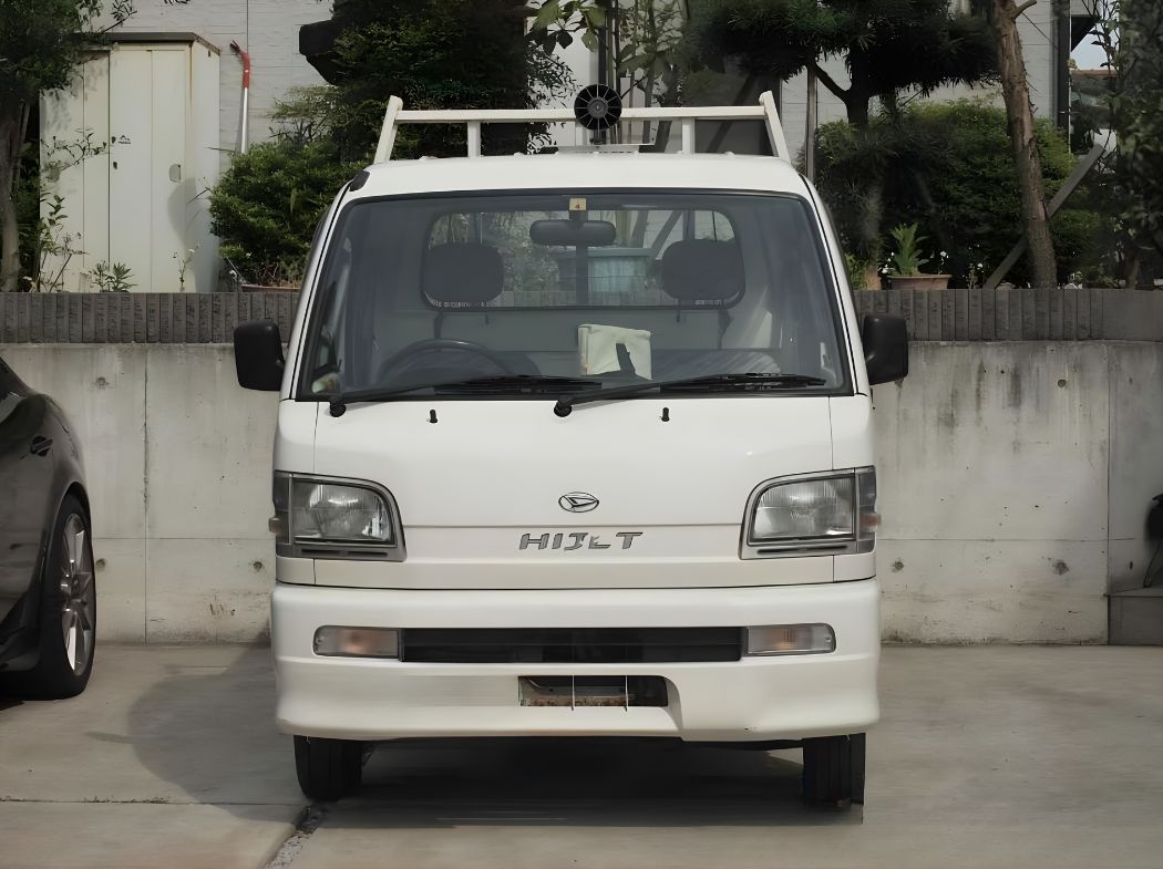 2001 Daihatsu Hijet Scissor Lift Dump Truck 4WD thumbnail 2